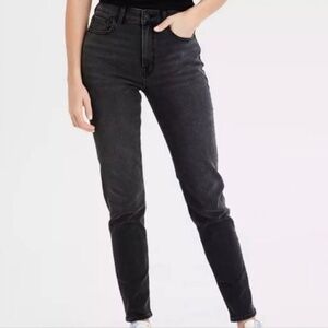 American Eagle Women’s Size 4 Black Mom Jeans Stretch Denim